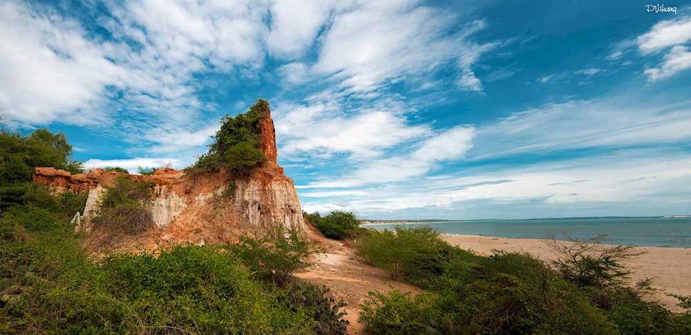 Bãi biển Gành Son